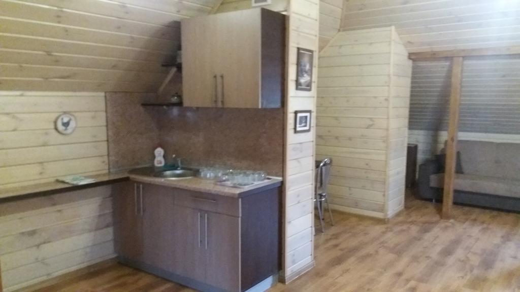 Villa Usadba V Lapenkah à Grodno Extérieur photo